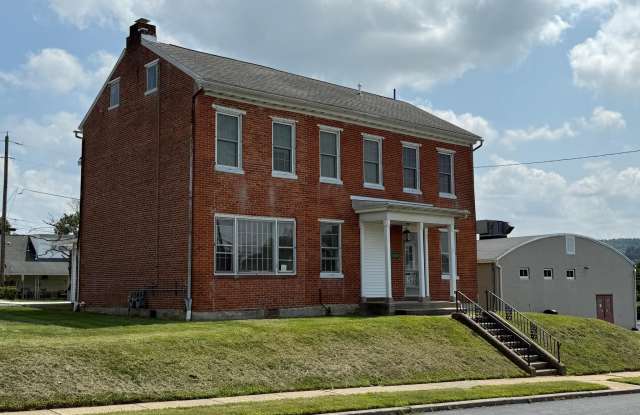 1530 NEW HOLLAND Road photos photos