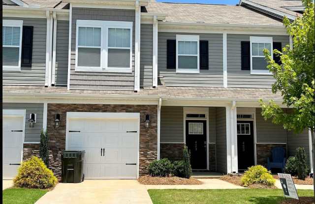 423 Yellow Fox Road photos photos