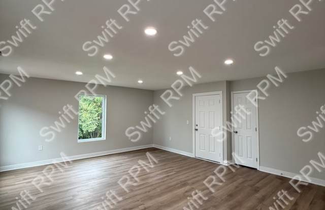 1040 Oakland Avenue Gallery 3