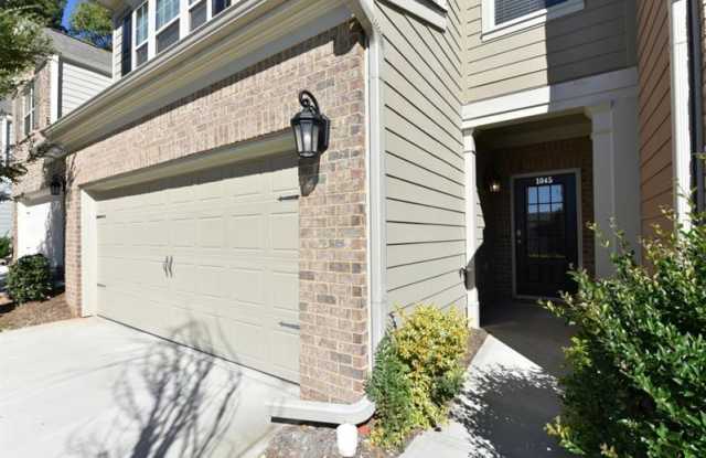 1045 Justins Place Court Gallery 2