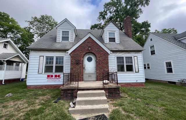 3 bed 1 bath unit close to campus - 432 Steely Street, West Lafayette, IN 47906