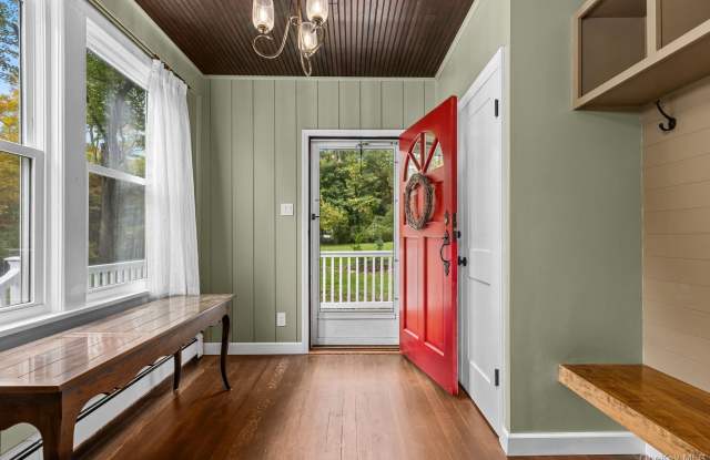 191 Bullet Hole Road Gallery 4
