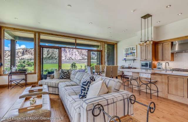 138 Club Lodge Drive photos photos