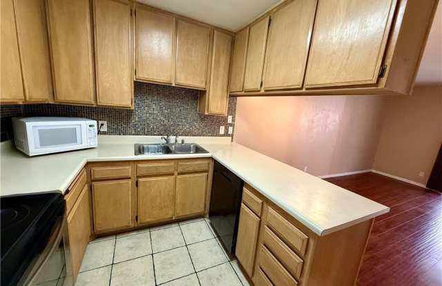 6815 Remmet Avenue photos photos