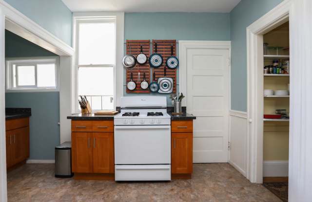 725 Elizabeth Street - 725 Elizabeth Street, San Francisco, CA 94114