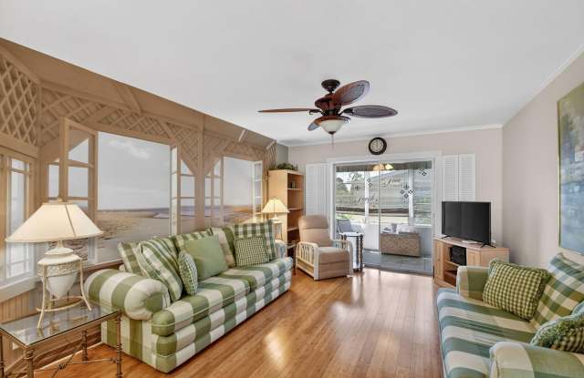 2111 NE 1ST Court Gallery 1