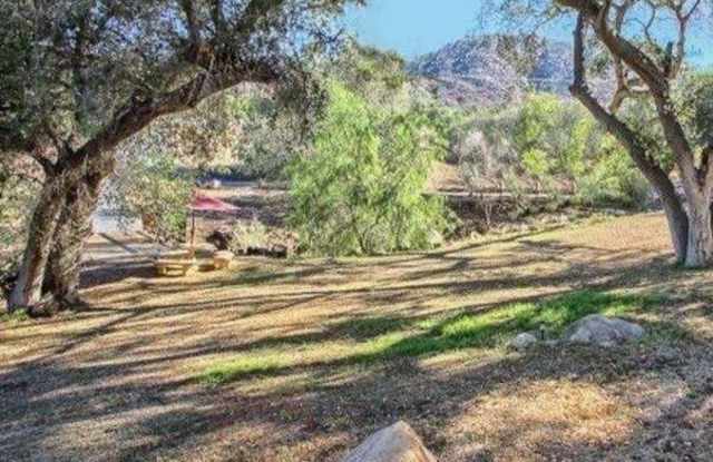14519 Rios Canyon Rd Gallery 3