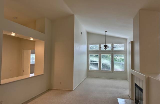 2471 Marigold Way photos photos