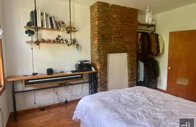 172 JEFFERSON STREET Gallery 4