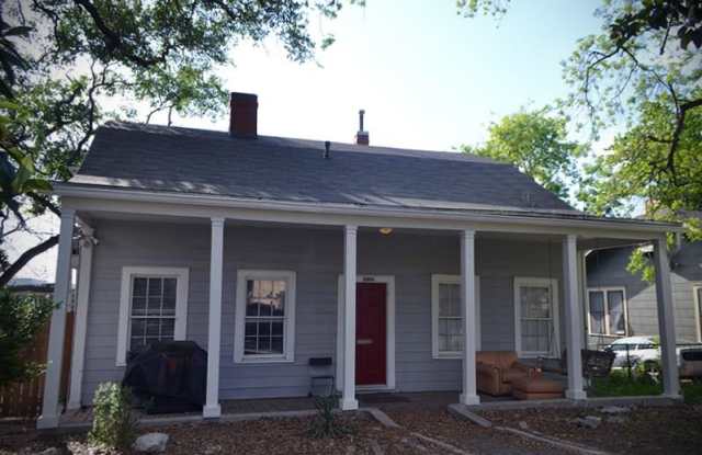 2800 Salado St photos photos