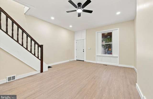 66 W MANHEIM Street Gallery 3