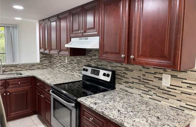 2961 SW 87th Ave photos photos