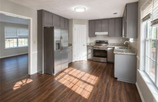2657 Amberly Glen Drive Gallery 3