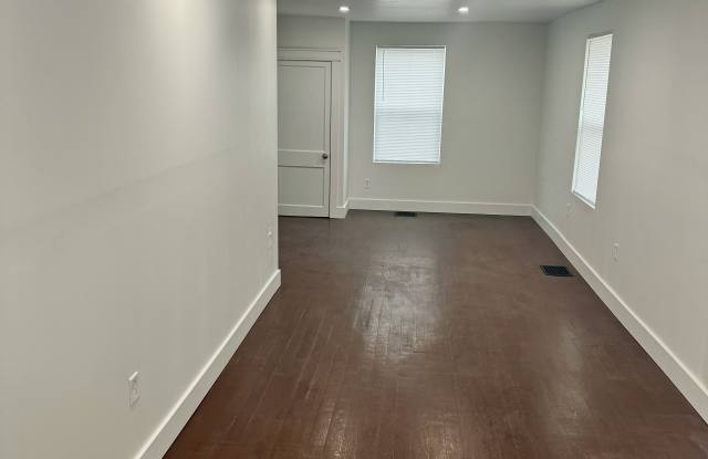 901 East Wilson Street Gallery 4