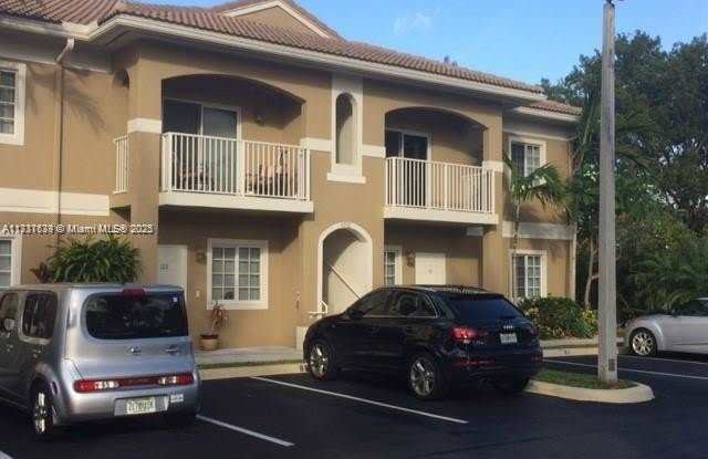 4950 Washington St - 4950 Washington Street, Hollywood, FL 33021