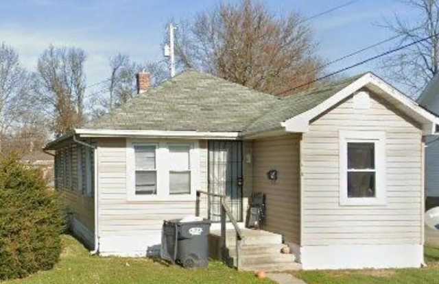 618 W 22nd St photos photos