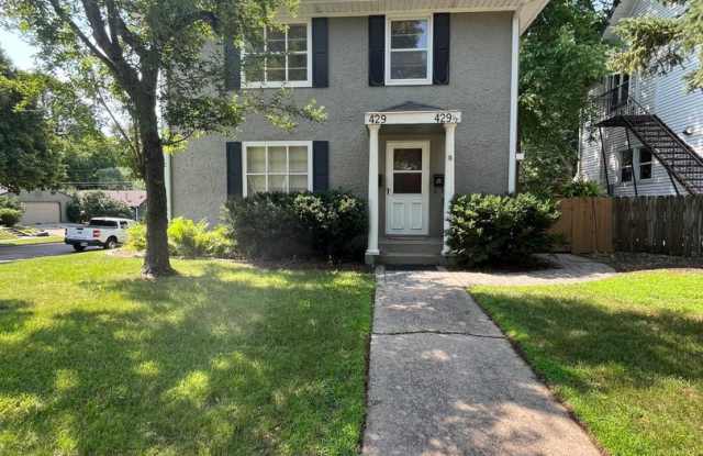2 Bed/1 Bath Apartment Overlooking McKennan Park! photos photos 2 Bed/1 Bath Apartment Overlooking McKennan Park! photos photos