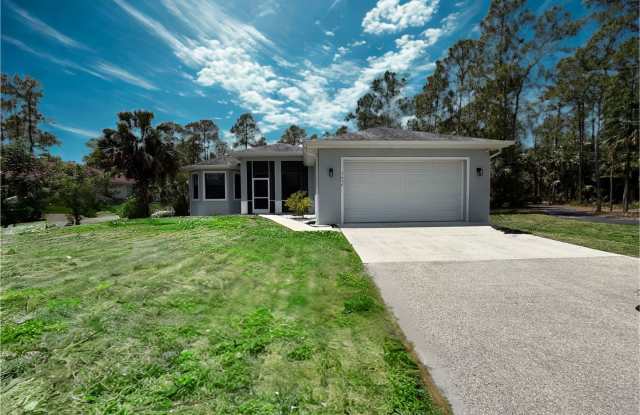Annual rental unfurnished single-family home NAPLES! photos photos