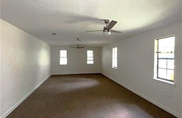 1009 CARNATION Street Gallery 4