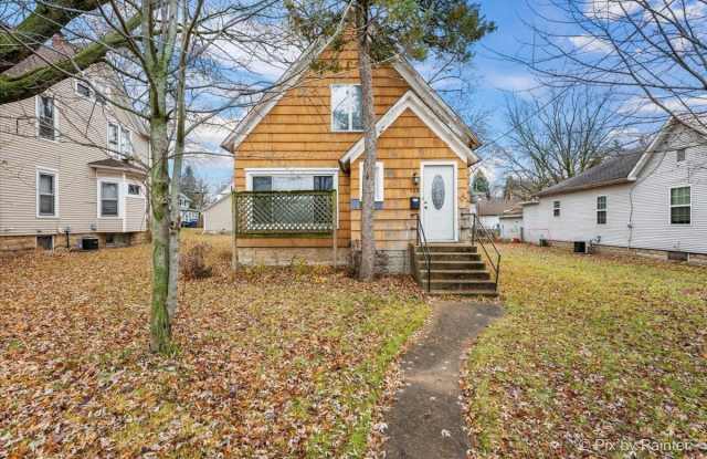 708 S 1st Street photos photos