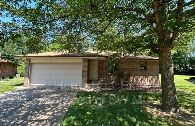 522 E Latoka photos photos