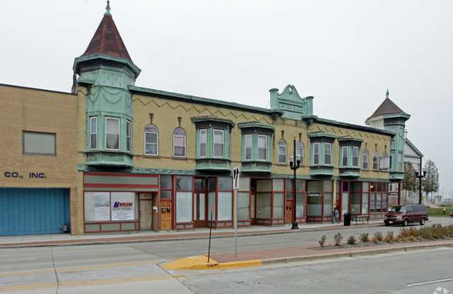 908 State Street - 2 photos photos 908 State Street - 2 photos photos