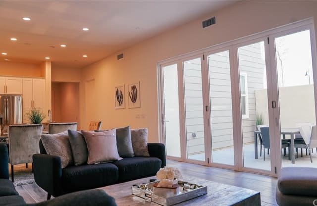 257 Follyhatch - 257 Follyhatch, Irvine, CA 92618
