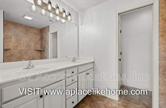 34076 W 90th Cir Gallery 1