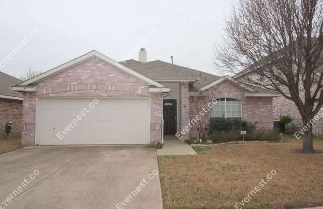 725 Bridle Trl - 725 Bridle Trail, Saginaw, TX 76179