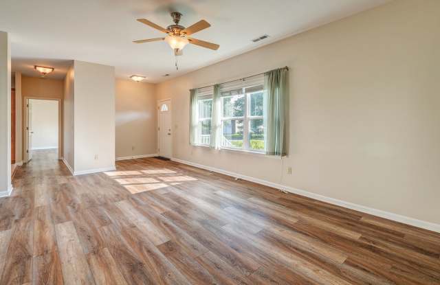 175 Springfield Meadow Drive Gallery 3