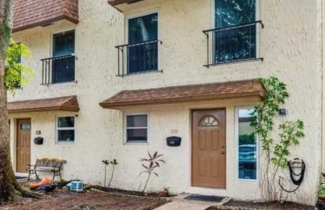 569 N Pine Island Rd - 569 North Pine Island Road, Plantation, FL 33324 569 N Pine Island Rd - 569 North Pine Island Road, Plantation, FL 33324