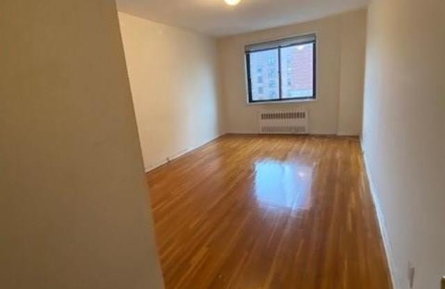 411 Bronx River Road Gallery 3