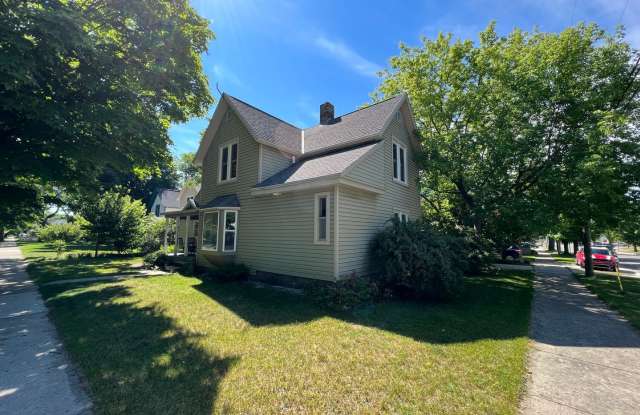 Lovely Furnished Home Available September 2024 thru July 2025 - 602 Webster Street, Traverse City, MI 49686