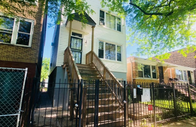 4425 West Walton Street - 4425 West Walton Street, Chicago, IL 60651