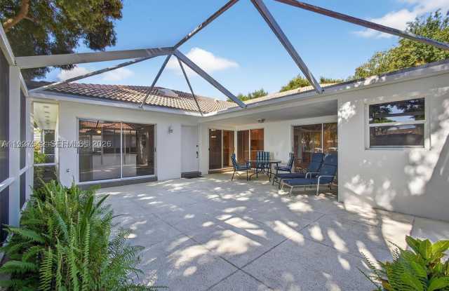 7102 Geminata Oak Ct Gallery 3