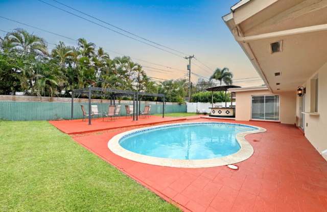 6210 Northeast 21st Road photos photos