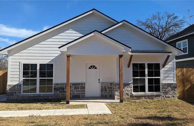 917 North 16th Street - 917 North 16th Street, Waco, TX 76707