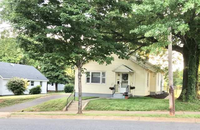 2205 Mayflower Drive photos photos