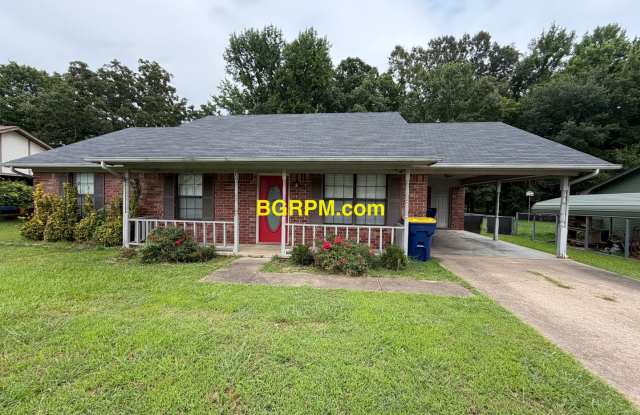 3 BD. 2 BA. home in Cabot. photos photos
