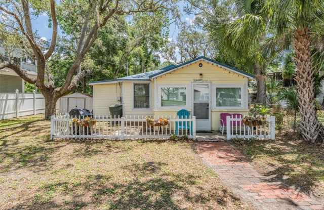 526 5TH AVENUE N photos photos