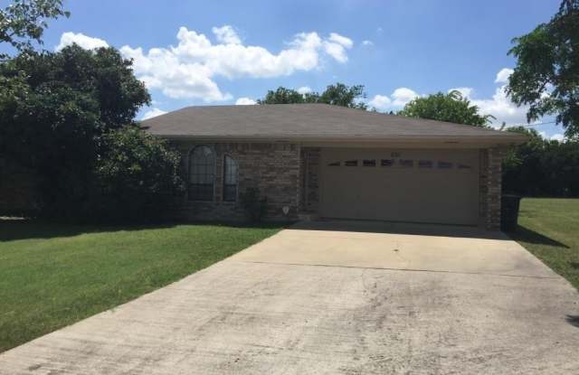 2311 Old Fm 440 Road photos photos