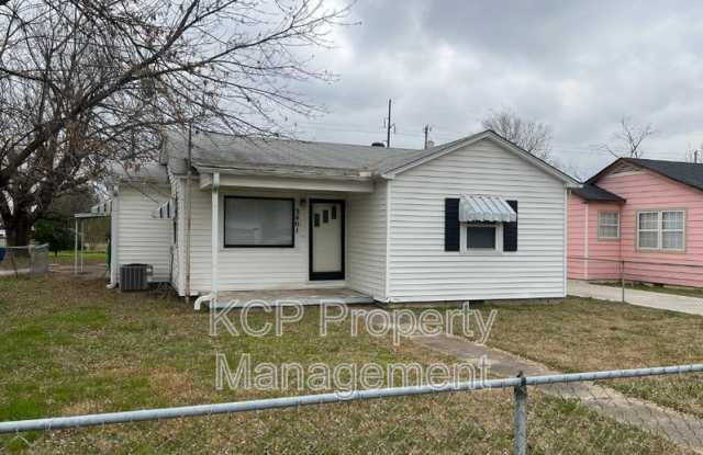 3401 Santa Fe Street photos photos