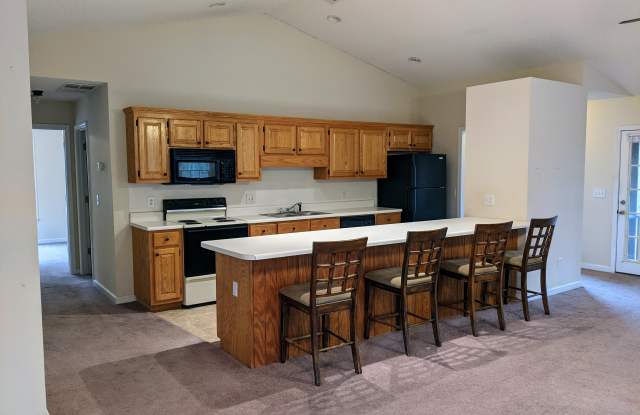 311 River Lodge Dr photos photos