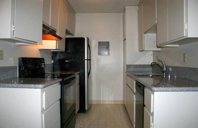 767 N Fair Oaks Avenue photos photos