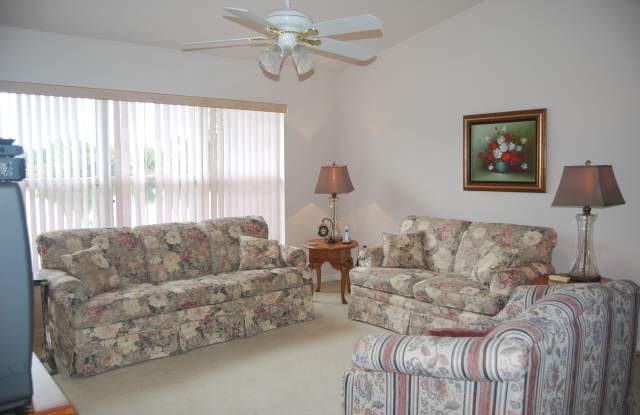 5703 Water Oak Ln Gallery 2