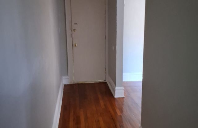 196 Roseville Ave Gallery 3