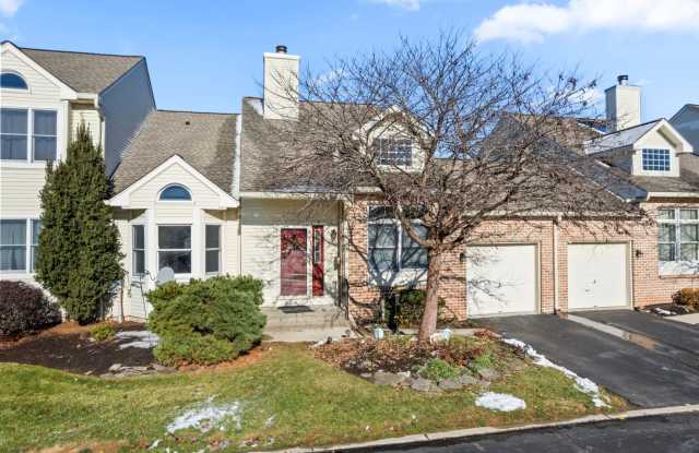 Beautifully Renovated Townhome in The Ridings at Brookside – Macungie photos photos