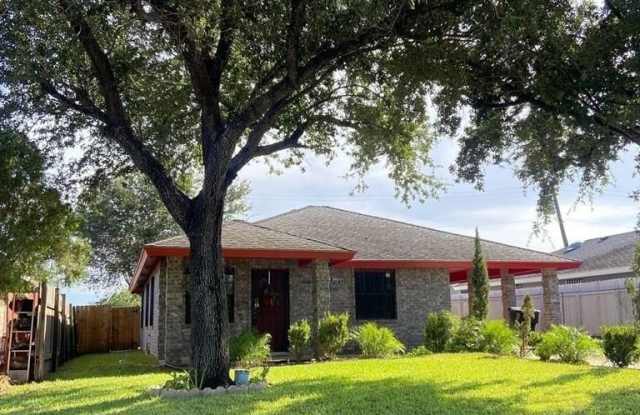 1910 WYOMING DR. Gallery 3