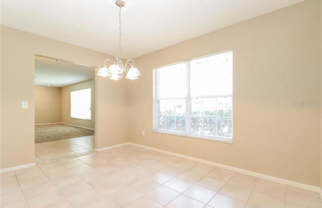 2194 OAK GROVE DRIVE Gallery 4
