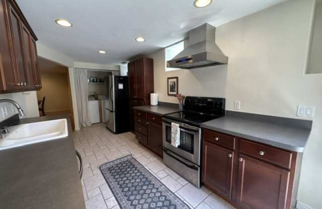 322 E 6th Ave photos photos